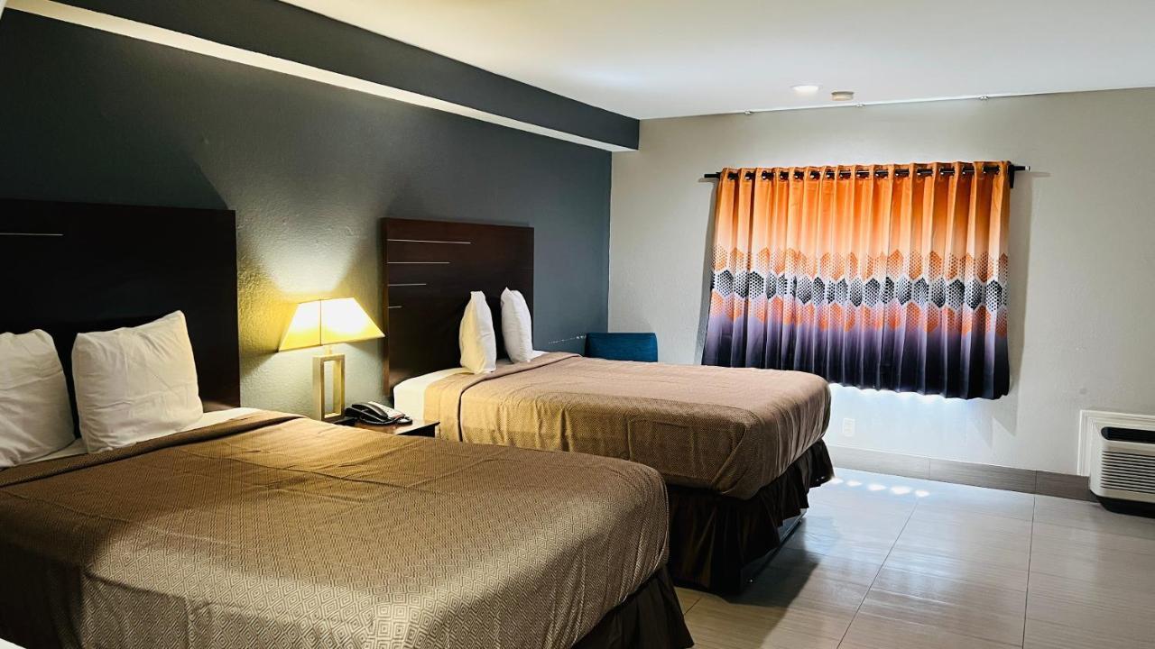 Regency Inn & Suits Houston Exterior photo